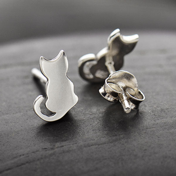 🐈 Silver Tiny Cat Stud Earrings