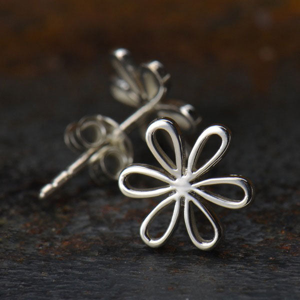 Silver Daisy Flower Stud Earrings