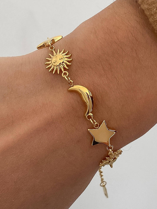 18K Gold Non-Tarnish Sun and Star Bracelet