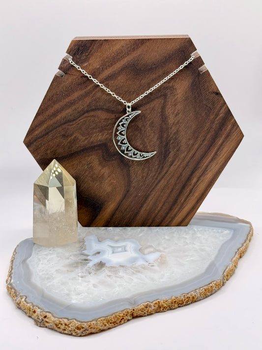 🌙  Crescent Moon Necklace