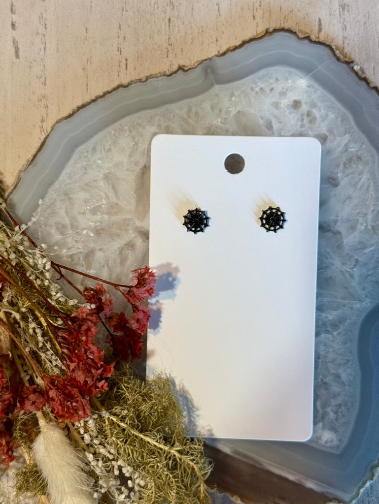 🎃 Spooky Chic Stud Earrings 🦇