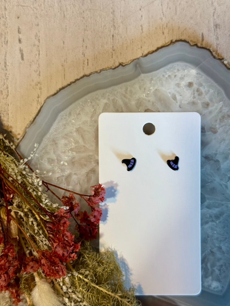 🎃 Spooky Chic Stud Earrings 🦇