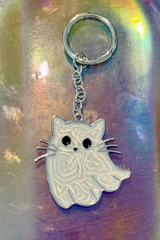 Spooky Cat Ghost Keychain